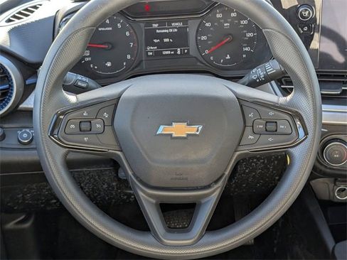 Certified 2024 Chevrolet Trax LS image 10