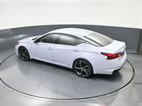 Certified 2025 Nissan Altima 2.5 SR FWD image 31