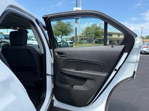 Used 2015 Chevrolet Equinox LS AWD/4WD image 7
