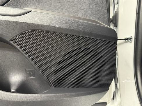 Used 2024 Toyota Camry SE image 34