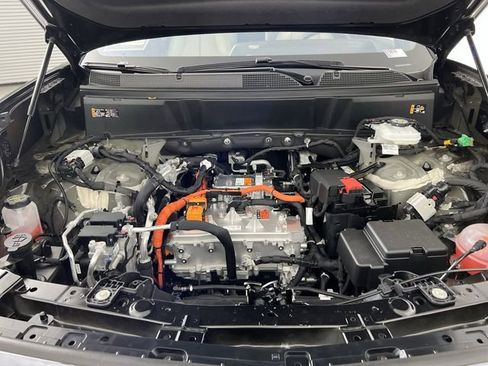 Used 2026 Cadillac Vistiq Sport image 31