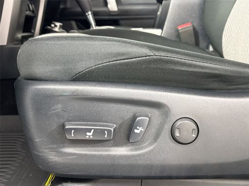 Certified 2024 Toyota 4Runner SR5 AWD/4WD image 26