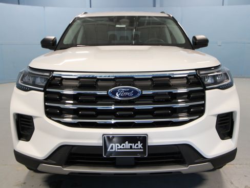 New 2026 Ford Explorer Active AWD/4WD image 23