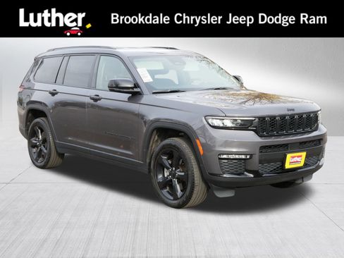 Used 2023 Jeep Grand Cherokee L Limited w/ Black Appearance Package image 1