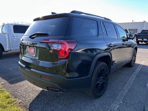 Used 2023 GMC Acadia SLE w/ Driver Convenience Package AWD/4WD image 4