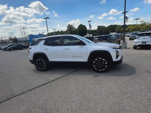 Used 2025 Chevrolet Equinox RS w/ Safety and Technology Package AWD/4WD image 9