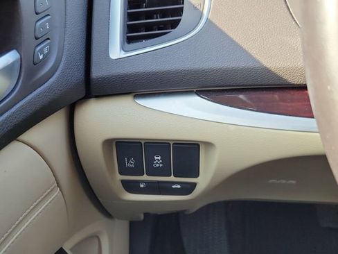 Used 2015 Acura TLX V6 SH-AWD w/ Technology Pkg image 12