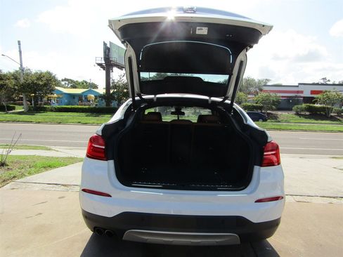 Used 2018 BMW X4 xDrive28i AWD/4WD image 7