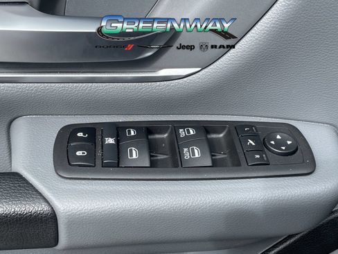 Used 2022 RAM 1500 Big Horn RWD image 14