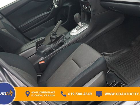 Used 2022 Subaru Crosstrek 2.0i AWD/4WD image 8
