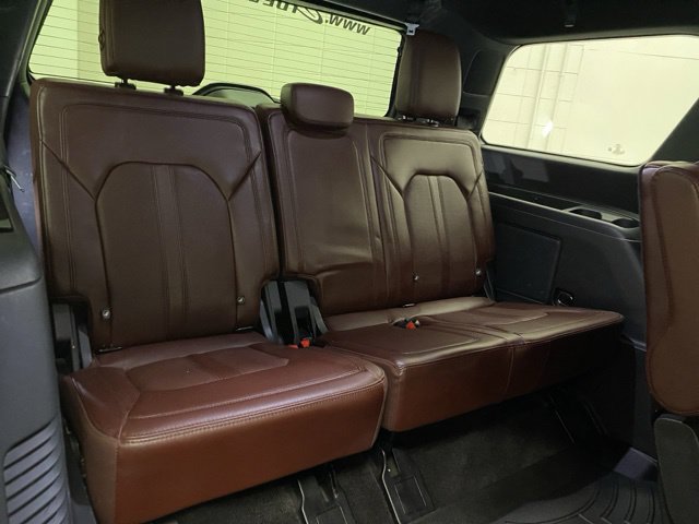 Used 2022 Ford Expedition Limited AWD/4WD image 26