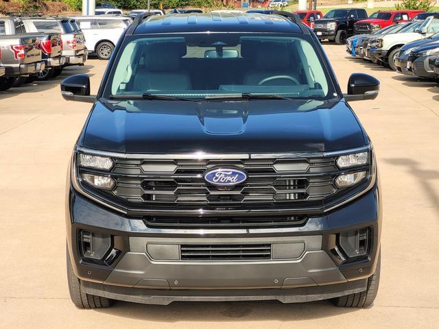 Used 2026 Ford Expedition Active RWD image 2