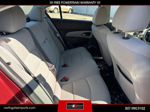 Used 2016 Chevrolet Cruze LT w/ Sun And Sound Package FWD image 18