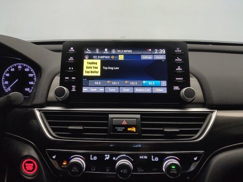 Used 2021 Honda Accord Sport image 25