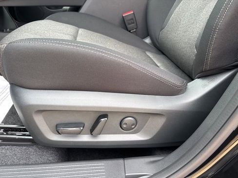 New 2026 Nissan Rogue SV image 10