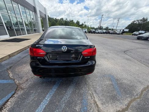 Used 2013 Volkswagen Jetta SE FWD image 7