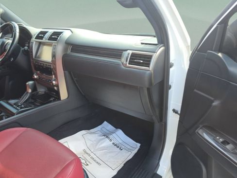 Used 2021 Lexus GX 460 Premium w/ Premium Package AWD/4WD image 32