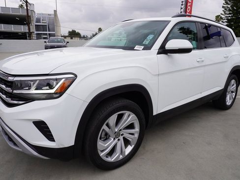 Used 2022 Volkswagen Atlas SE image 4
