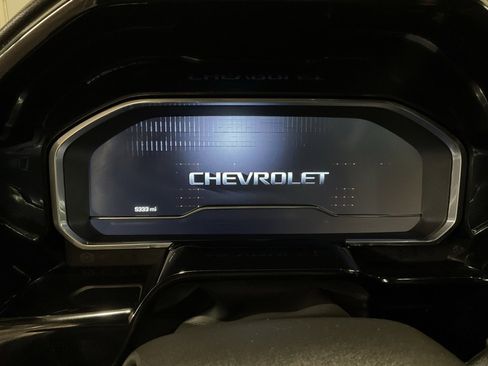 Used 2025 Chevrolet Silverado 2500 LT w/ Convenience Package image 15