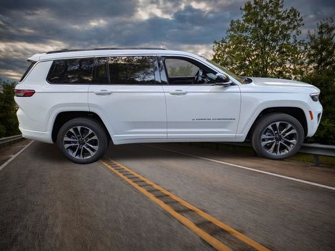New 2025 Jeep Grand Cherokee L Overland w/ Advanced Protech Group III image 2