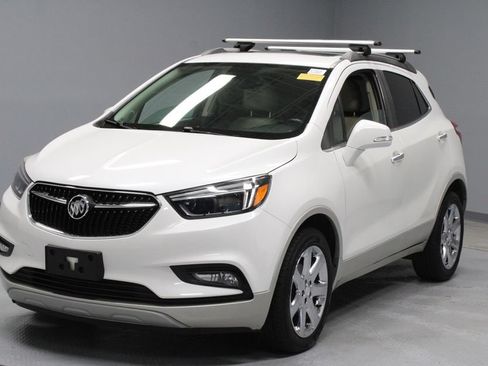Used 2018 Buick Encore Essence w/ Experience Buick Package FWD image 7
