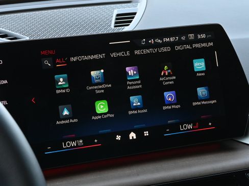 New 2026 BMW X1 xDrive28i w/ Technology Package image 17