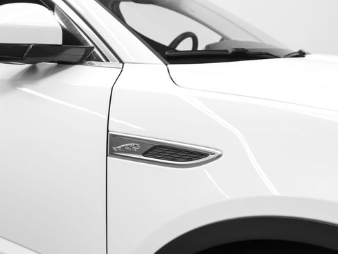 Used 2021 Jaguar E-PACE SE AWD/4WD image 14