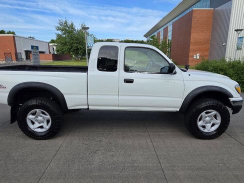 Used 2004 Toyota Tacoma 4x4 Xtracab V6 image 4