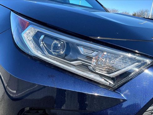 Used 2019 Toyota RAV4 XSE image 27