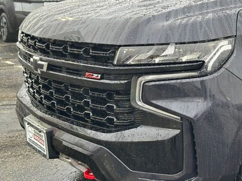 Used 2024 Chevrolet Suburban Z71 w/ Luxury Package image 8