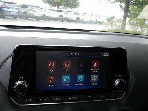 New 2025 Nissan Sentra S image 19