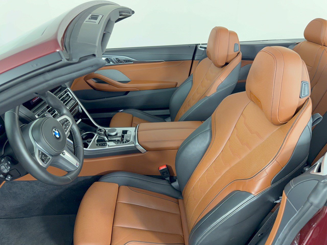 Certified 2022 BMW 840i Convertible w/ Comfort Seating Package RWD image 5