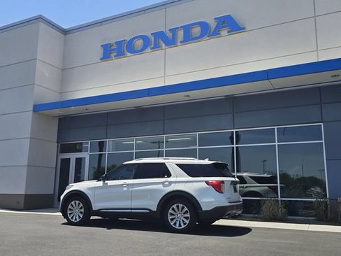Used 2020 Ford Explorer Limited RWD image 20