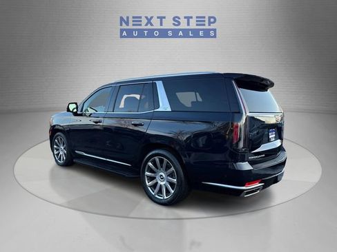 Used 2023 Cadillac Escalade Premium Luxury Platinum image 5