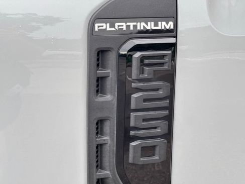 Used 2026 Ford F250 Platinum AWD/4WD image 19