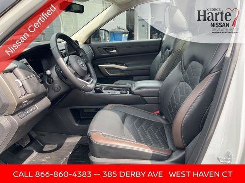 Certified 2023 Nissan Pathfinder Platinum image 19