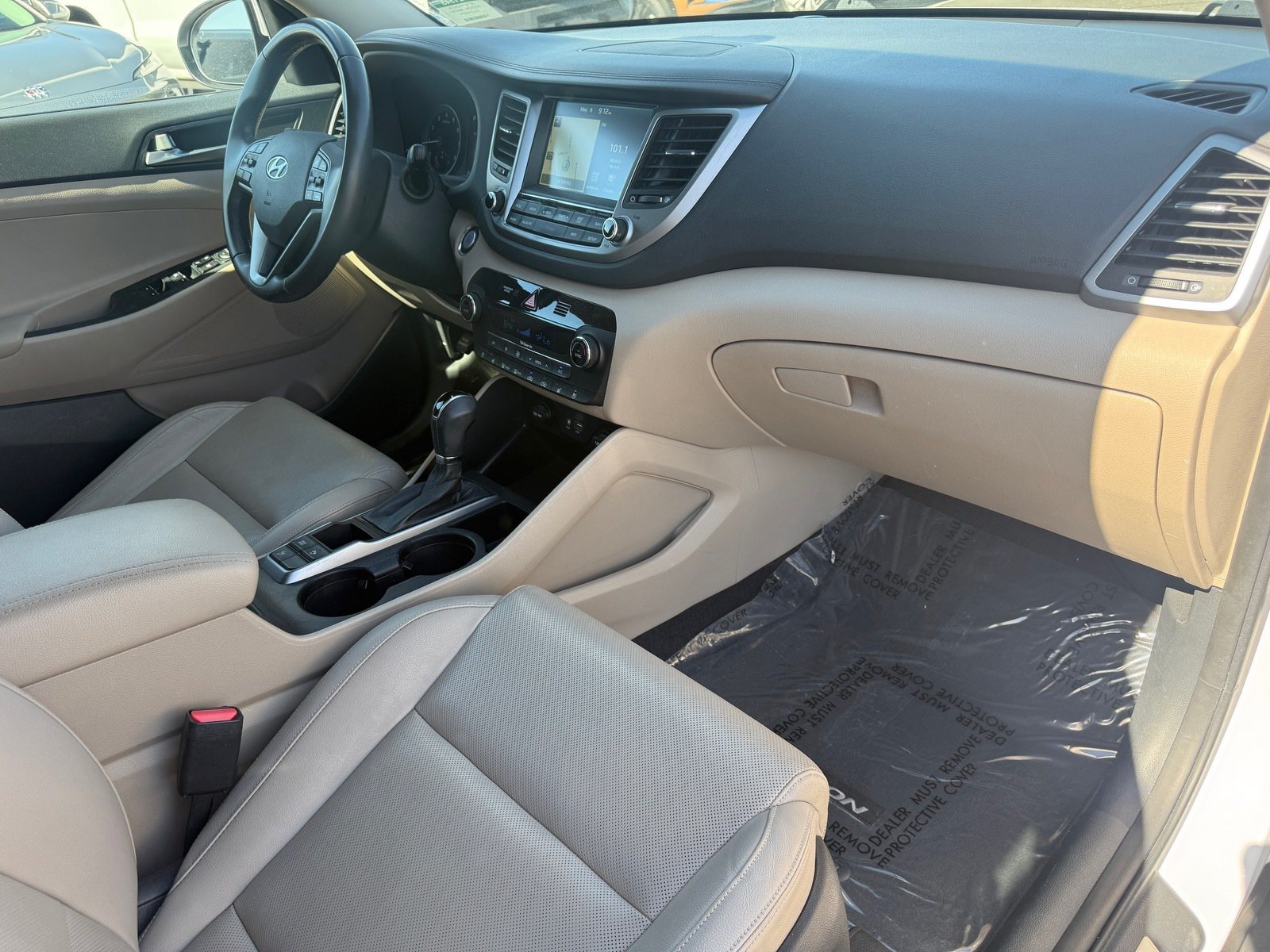 Used 2016 Hyundai Tucson Limited w/ Option Group 03 FWD image 28