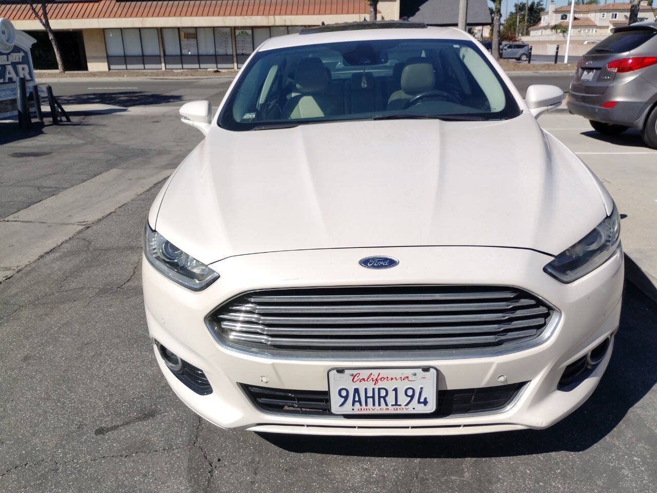 Used 2014 Ford Fusion Energi Titanium w/ Driver Assist Package FWD image 4