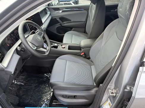 New 2026 Volkswagen Tiguan SE AWD/4WD image 5
