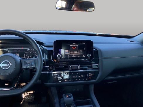 Used 2025 Nissan Pathfinder Rock Creek AWD/4WD image 7