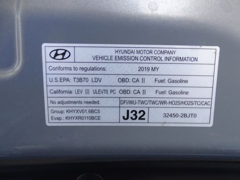 Used 2019 Hyundai Veloster Turbo image 9