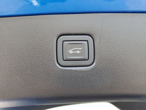 Used 2024 Chevrolet Blazer RS FWD image 32