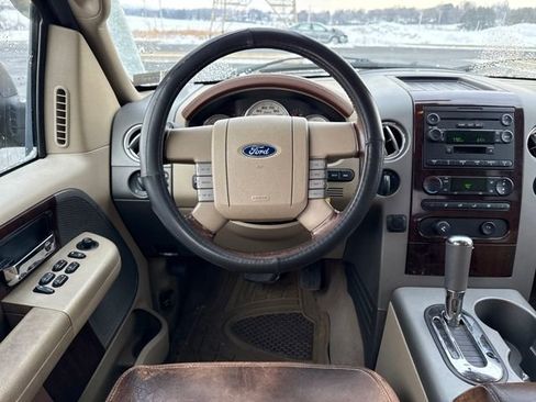 Used 2005 Ford F150 XLT image 17