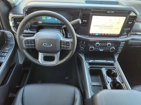 New 2026 Ford F250 Lariat w/ Black Appearance Package AWD/4WD image 21