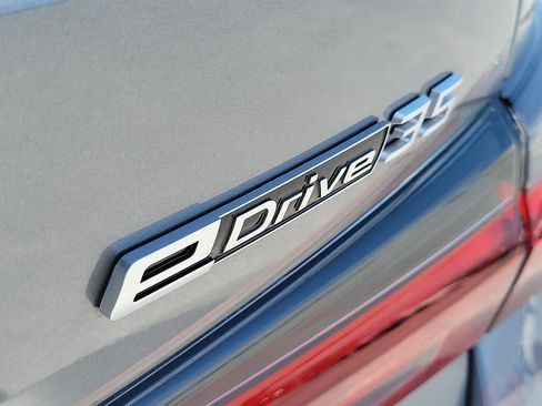 Used 2023 BMW i4 eDrive35 w/ Parking Assistance Package RWD image 8
