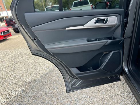 New 2026 Ford Explorer Active image 15