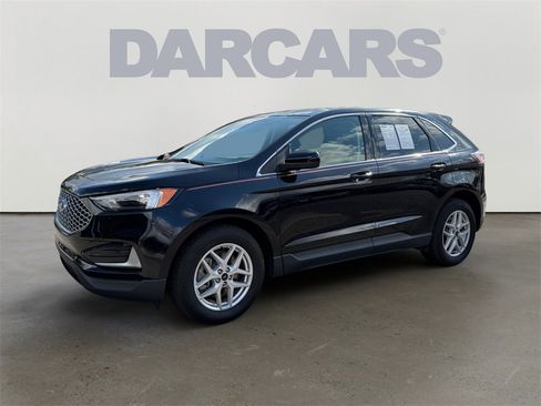 Used 2024 Ford Edge SEL image 3
