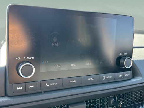 Certified 2025 Honda CR-V Sport image 28