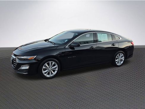 Used 2024 Chevrolet Malibu LT image 2