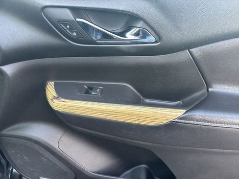 Used 2018 GMC Acadia Denali image 45